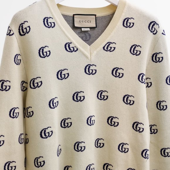 Gucci Cream Monogram GG Knit V-Neck Sweater - Picture 4 of 15